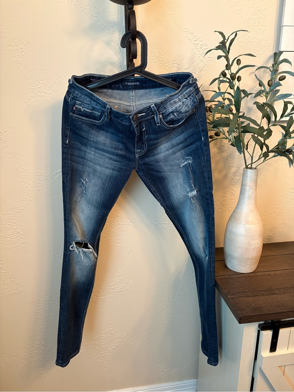 Vigoss Women's Distressed Skinny Jeans - Indigo Blue